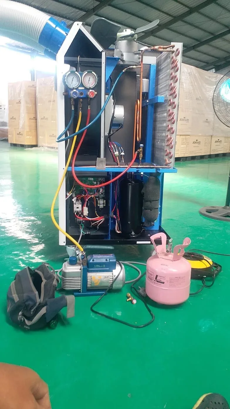ABSICOOL melayani Jasa Service AC Cirebon, Cuci AC, Bongkar Pasang AC, perawatan AC rumah maupun usaha, juga Kulkas dan Mesin cuci. - gambar 7