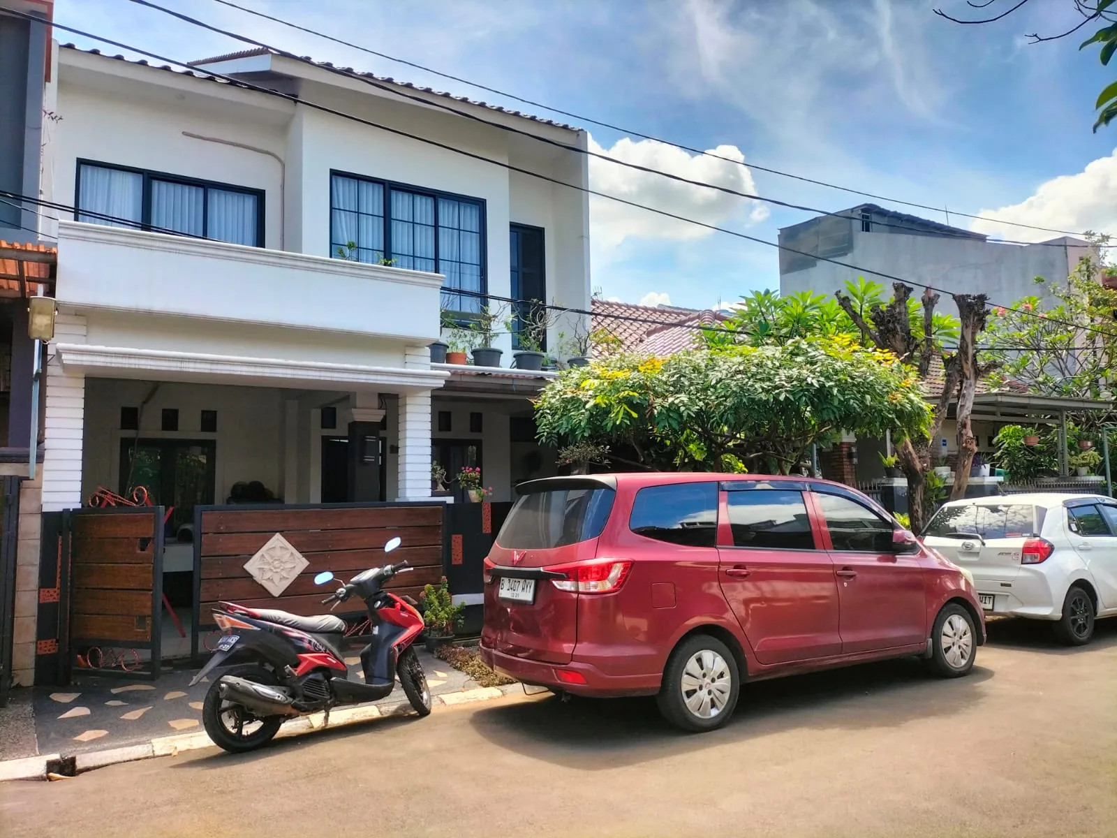 Dijual Rumah Cantik Minimalis Modern Vila Dago Pamulang – Siap Huni