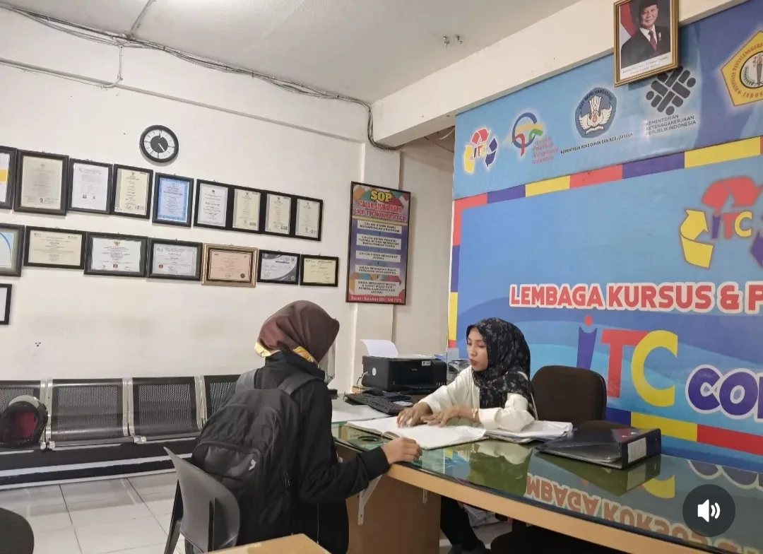 ITC Collage Borneo Nusantara - Kursus Bahasa Inggris Balikpapan | Speaking, Listening, Reading & Writing - gambar 6