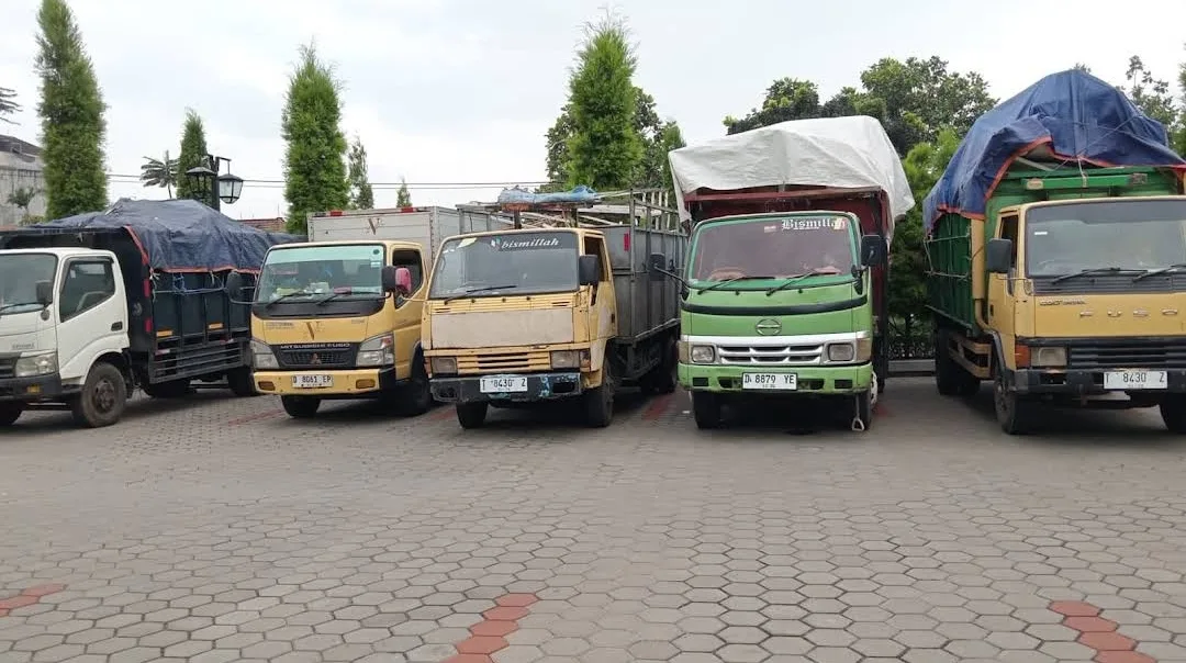 Jasa Armada Ibu Erlia Bandung | Sewa CDE, CDD & Angkutan Barang - gambar 4